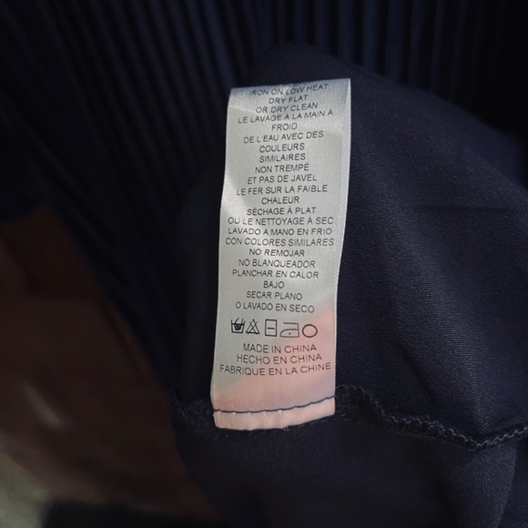 Adelyn Rae M Pleated Satin V-Neck Long Sleeve Midi Satin Navy Blue Dress - Picture 10 of 14